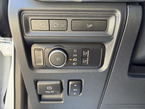 Used 2022 Ford F150 Lariat w/ Equipment Group 502A High AWD/4WD image 12