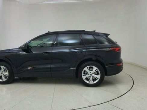 Used 2025 Audi Q6 e-tron Premium w/ Convenience Package image 64