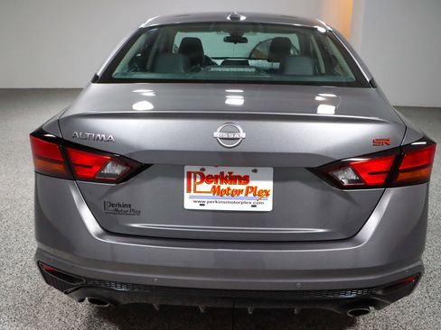 Used 2023 Nissan Altima 2.5 SR image 8
