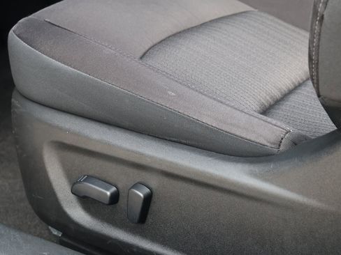 Used 2024 Nissan Altima 2.5 SV FWD image 27