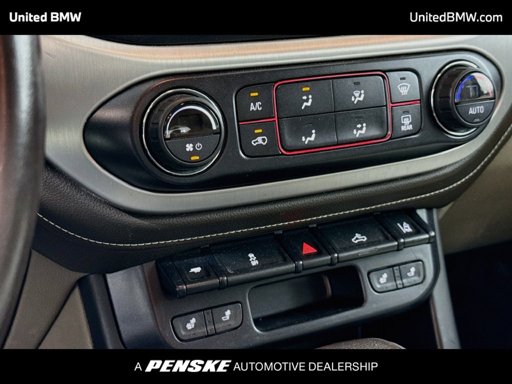 Used 2015 GMC Canyon SLT AWD/4WD image 18