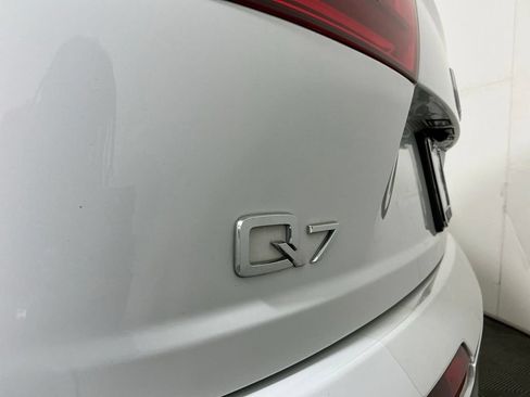 Used 2019 Audi Q7 3.0T Prestige AWD/4WD image 32