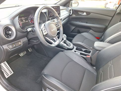 Used 2022 Kia Forte GT-Line w/ GT-Line Premium Package image 15