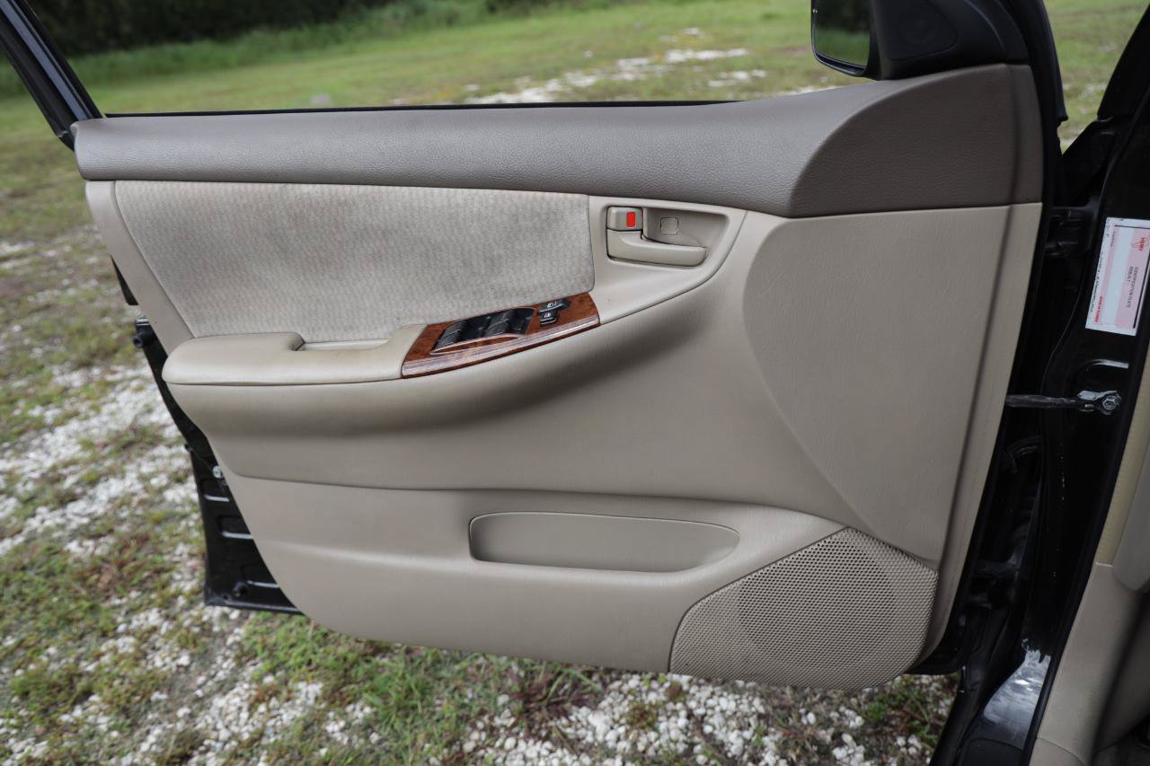 Used 2006 Toyota Corolla LE w/ Audio Value Pkg FWD image 38