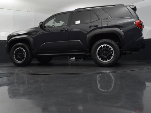 Used 2025 Toyota 4Runner TRD Off-Road Premium image 31