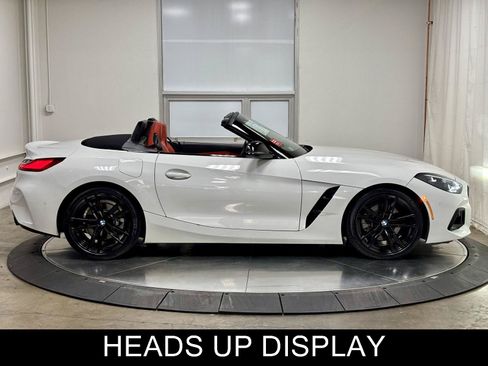 Used 2023 BMW Z4 sDrive30i w/ Premium Package RWD image 11
