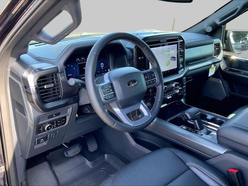 Used 2025 Ford F150 Lariat w/ FX4 Off-Road Package AWD/4WD image 31