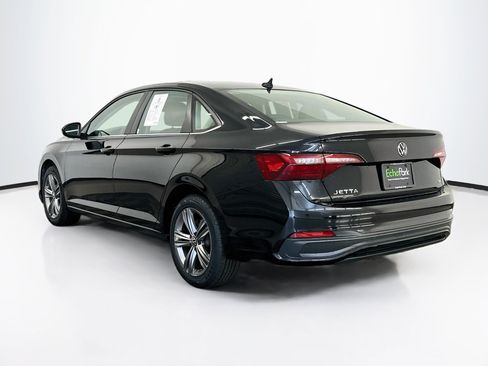 Used 2024 Volkswagen Jetta SE FWD image 5
