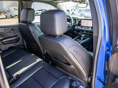 New 2026 GMC Canyon Elevation w/ Convenience Package image 18