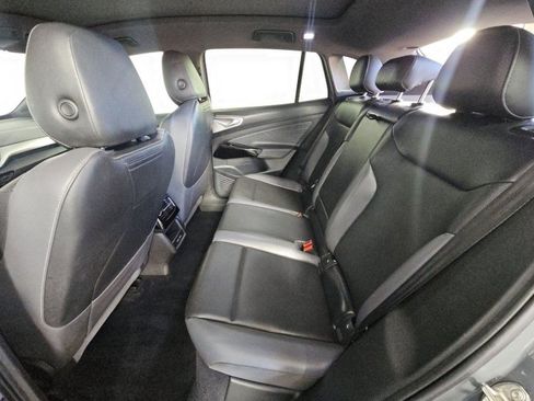 Used 2023 Volkswagen ID.4 Pro S image 26