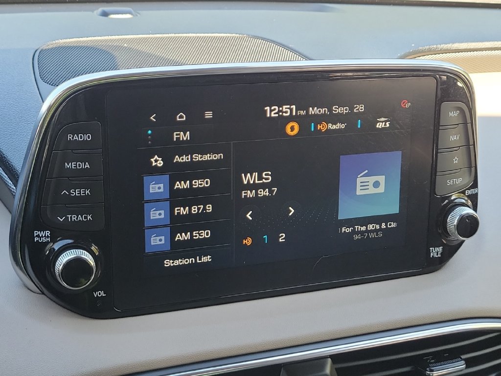 Used 2020 Hyundai Santa Fe Limited AWD/4WD image 13