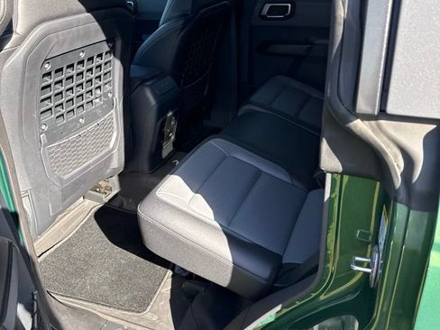 Used 2024 Ford Bronco Everglades AWD/4WD image 6