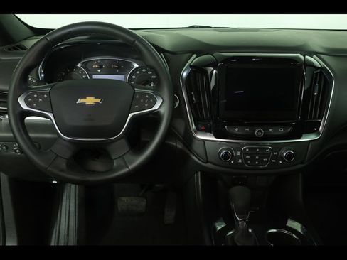Used 2023 Chevrolet Traverse LT AWD/4WD image 15