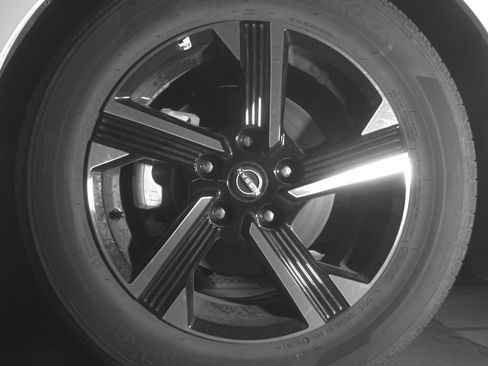 Used 2025 Nissan Sentra SV image 12