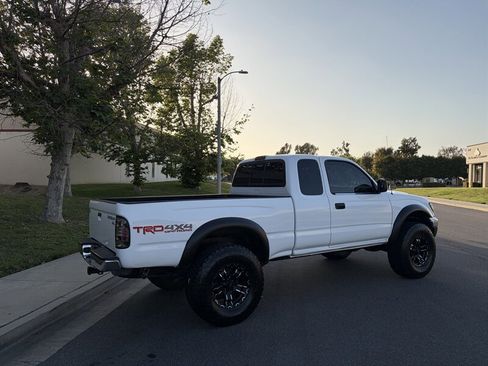 Used 2002 Toyota Tacoma 4x4 Xtracab V6 image 4