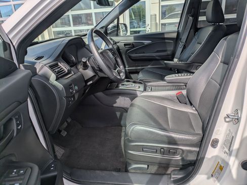 Used 2023 Honda Passport EX-L image 18