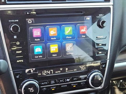 Used 2018 Subaru Outback 3.6R Touring image 11