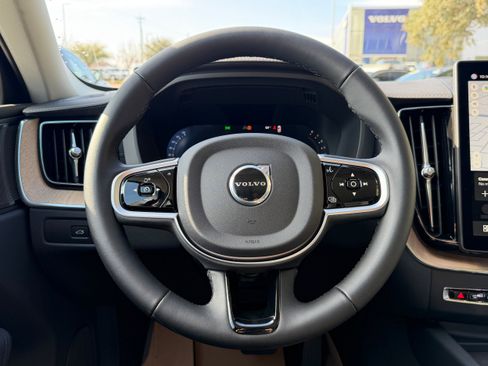 New 2026 Volvo XC60 B5 Ultra image 14