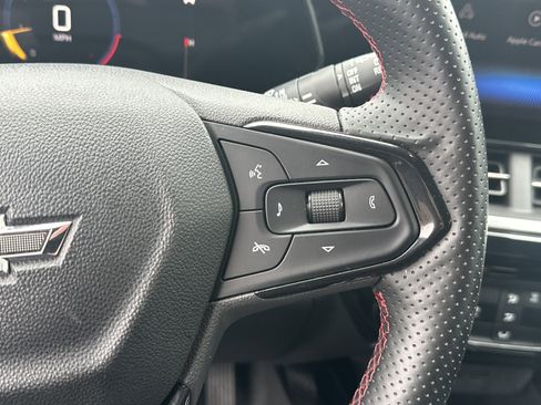 Certified 2024 Chevrolet Trax RS w/ Driver Confidence Package image 26