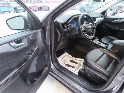 Used 2024 Ford Escape Platinum image 19