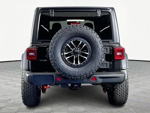 New 2026 Jeep Wrangler Unlimited Rubicon w/ Xtreme 35 Tire Package AWD/4WD image 5