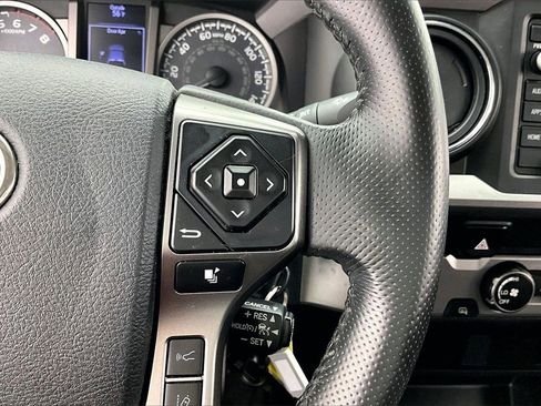 Used 2019 Toyota Tacoma SR5 image 20