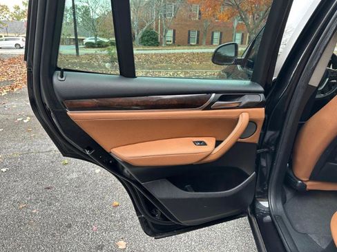 Used 2017 BMW X3 xDrive28i image 18