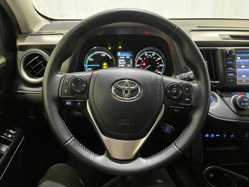 Certified 2016 Toyota RAV4 Limited AWD/4WD image 18