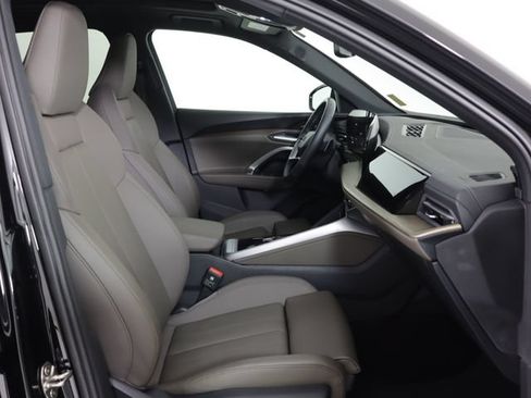 Certified 2025 Audi Q5 Premium Plus w/ Premium Plus AWD/4WD image 13