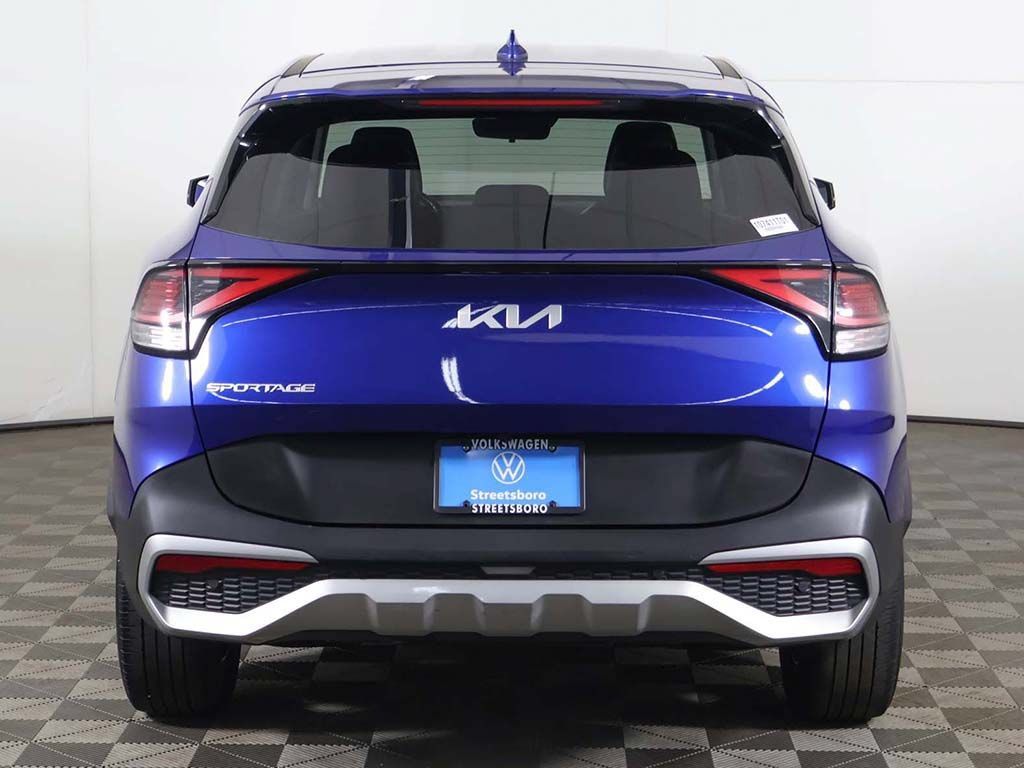 Used 2023 Kia Sportage EX FWD image 12
