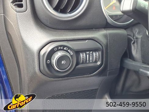 Used 2019 Jeep Wrangler Unlimited Sahara w/ Quick Order Package 24M Moab image 19