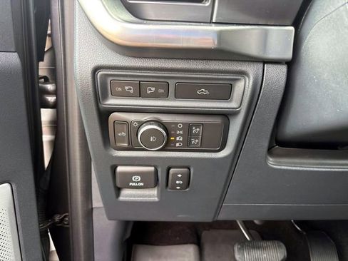 Used 2022 Ford F150 Lariat w/ Equipment Group 502A High AWD/4WD image 21