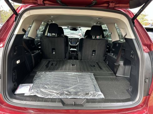 Used 2025 Subaru Ascent Premium AWD/4WD image 13