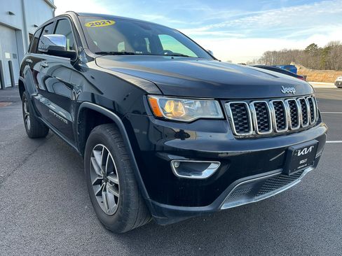Used 2021 Jeep Grand Cherokee Limited image 11