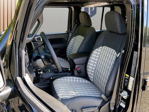 New 2026 Jeep Gladiator Sport image 20