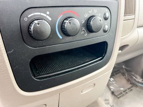 Used 2004 Dodge Ram 1500 Truck SLT w/ Big Horn Quad Cab Value Group image 21