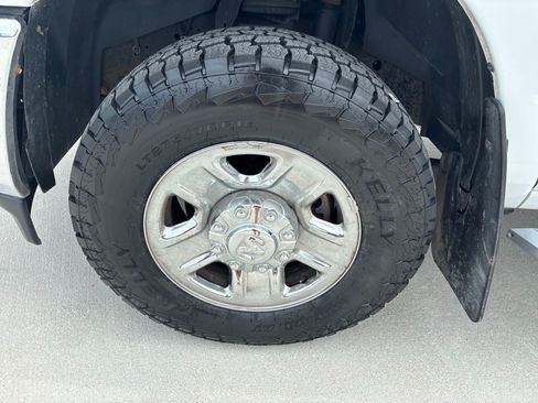 Used 2020 RAM 2500 Tradesman AWD/4WD image 11