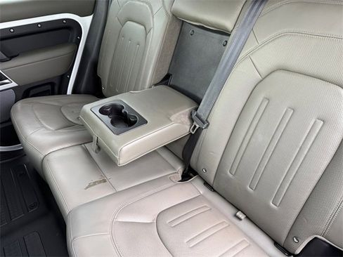 Used 2020 Land Rover Defender 110 HSE image 23