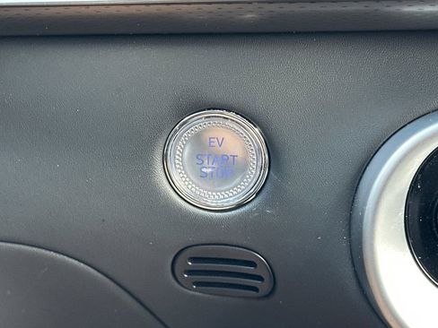 Used 2024 Genesis GV60 Performance image 26