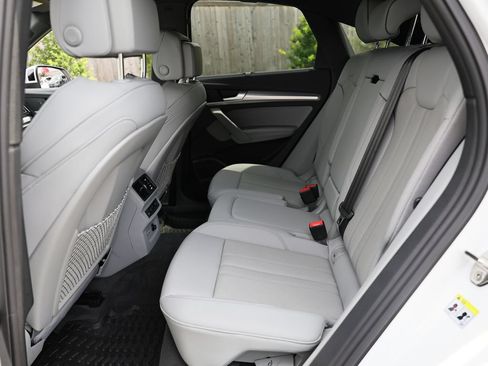 Used 2023 Audi Q5 2.0T Prestige w/ Prestige Package AWD/4WD image 25