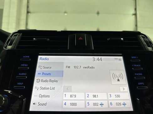 Used 2020 Toyota 4Runner Venture image 28