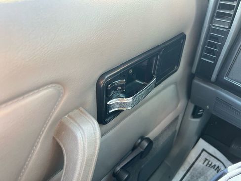 Used 1996 Jeep Cherokee 4WD 4-Door image 27