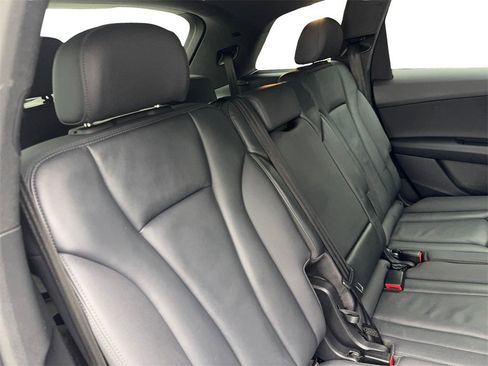 Used 2021 Audi Q7 2.0T Premium w/ Convenience Package image 44
