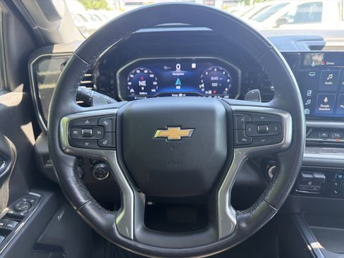 Used 2023 Chevrolet Silverado 1500 LTZ w/ LTZ Premium Package image 18