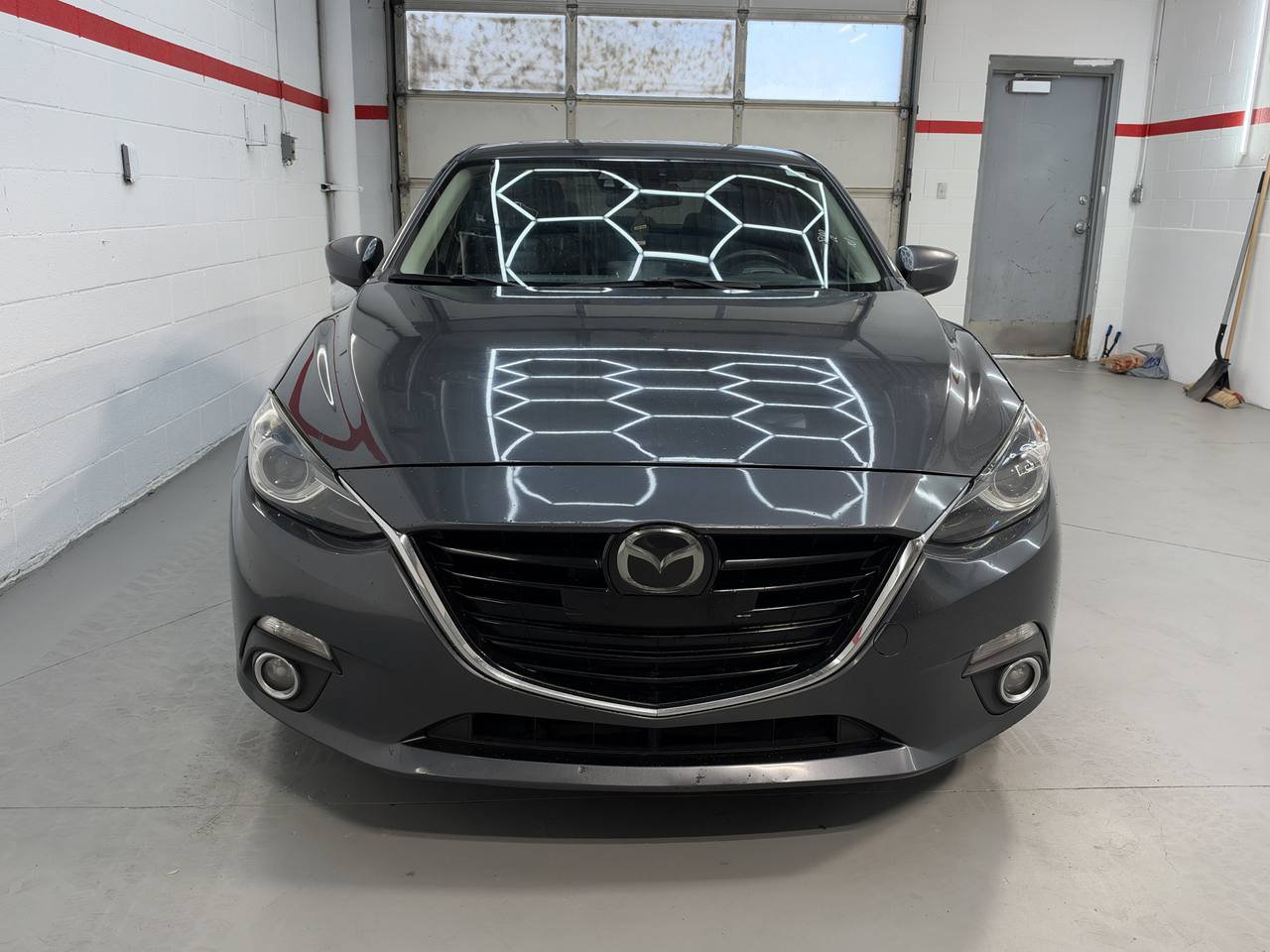 Used 2014 MAZDA MAZDA3 s Grand Touring w/ Technology Package FWD image 13