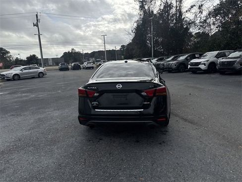 Used 2021 Nissan Altima 2.0 SR image 6