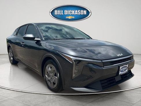 Used 2025 Kia K4 FWD image 1