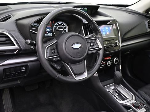 Used 2019 Subaru Forester Premium AWD/4WD image 7