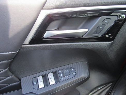 New 2025 Mitsubishi Outlander SEL AWD/4WD image 12