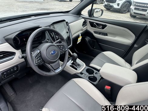 Used 2025 Subaru Forester Limited AWD/4WD image 24